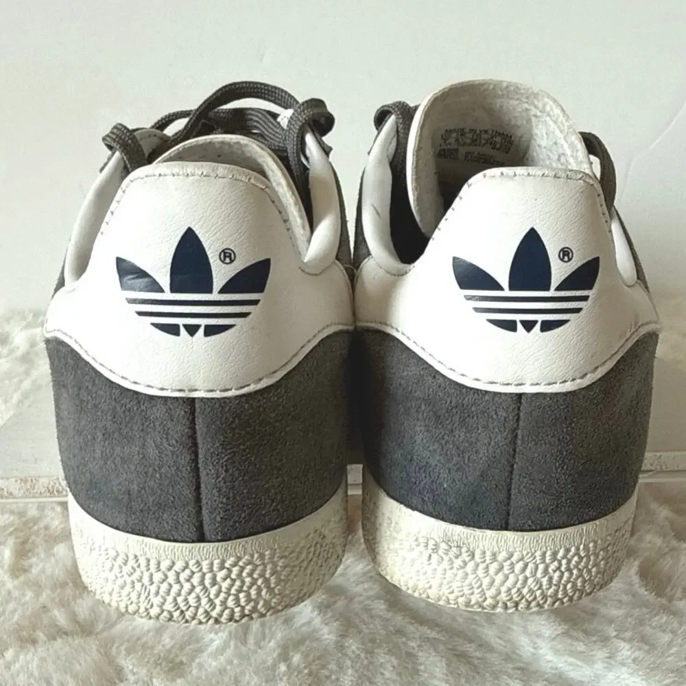 Adidas Originals Gazelle Grey White Gold Shoes Men's Size 7/Womens 8